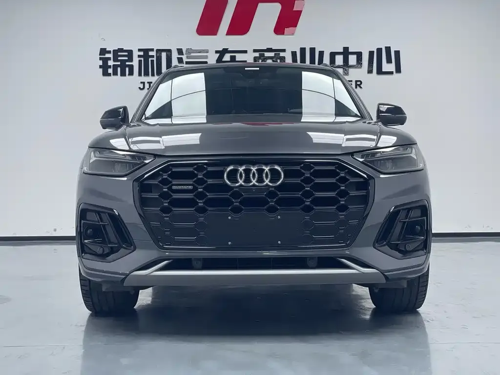 Audi Q5L 2022 из CN, фото 4