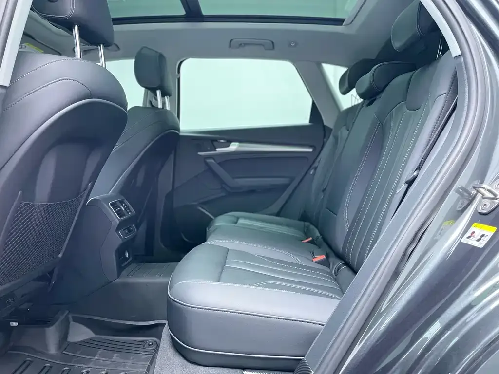 Audi Q5L 2022 из CN, фото 9