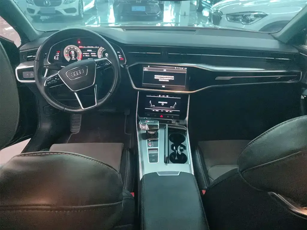 Audi A6L 2022 из CN, фото 9