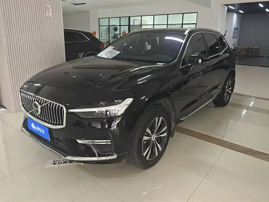 Volvo XC60 2023 из CN, фото 1