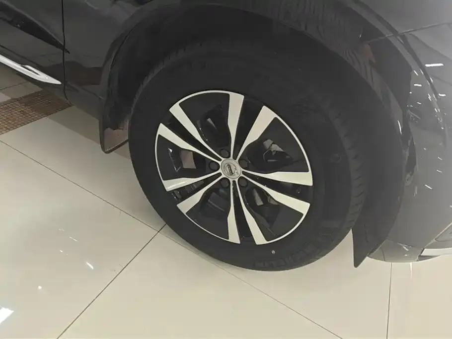 Volvo XC60 2023 из CN, фото 2