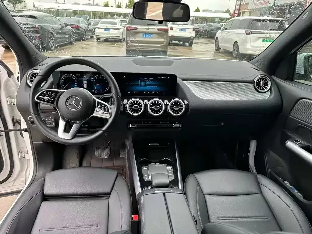 Mercedes-Benz GLA 2023 из CN, фото 2