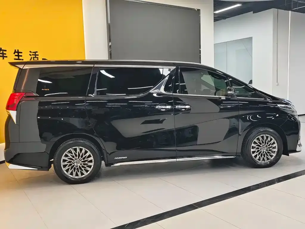 Lexus LM 2022 из CN, фото 8