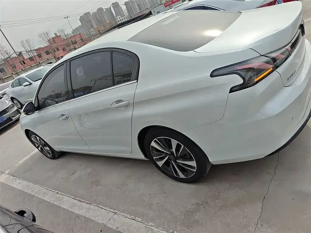 Peugeot 408 2023 из CN, фото 5