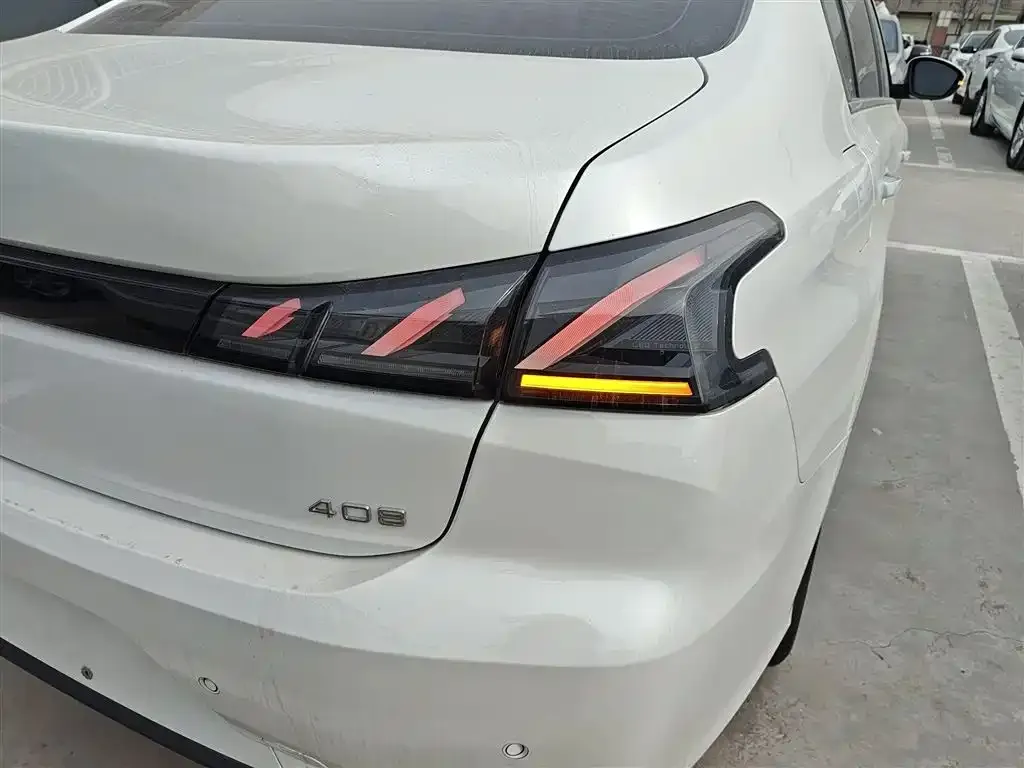 Peugeot 408 2023 из CN, фото 6