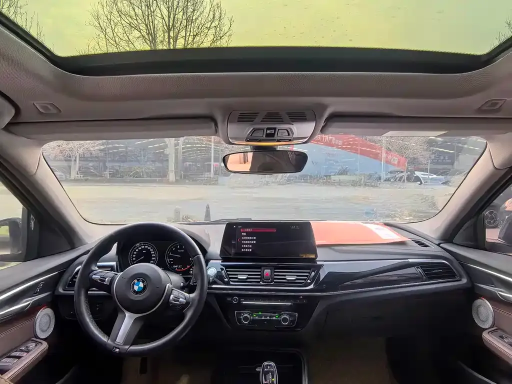 BMW 1 Series 2021 из CN, фото 7