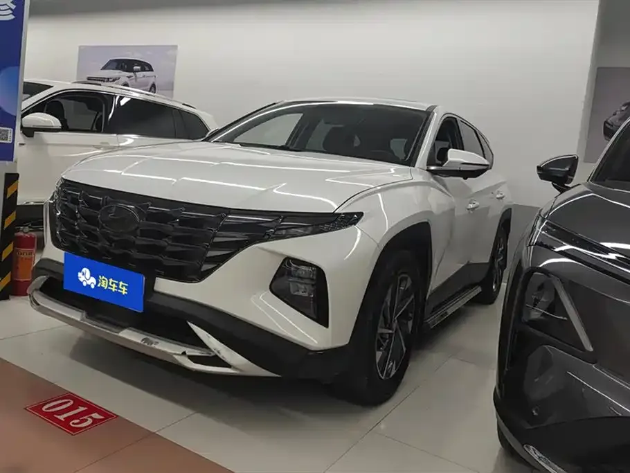 Hyundai Tucson 2022 из CN, фото 1