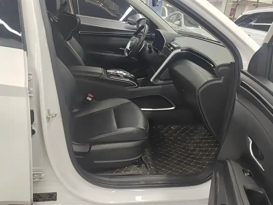 Hyundai Tucson 2022 из CN, фото 3