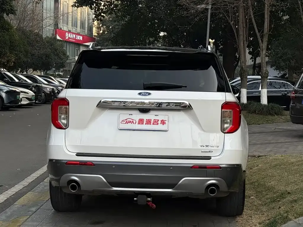 Ford Explorer 2021 из CN, фото 9