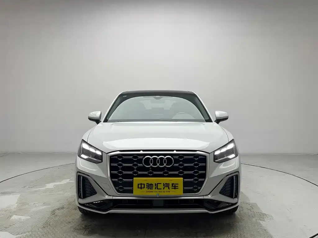 Audi Q2L 2024 из CN, фото 6