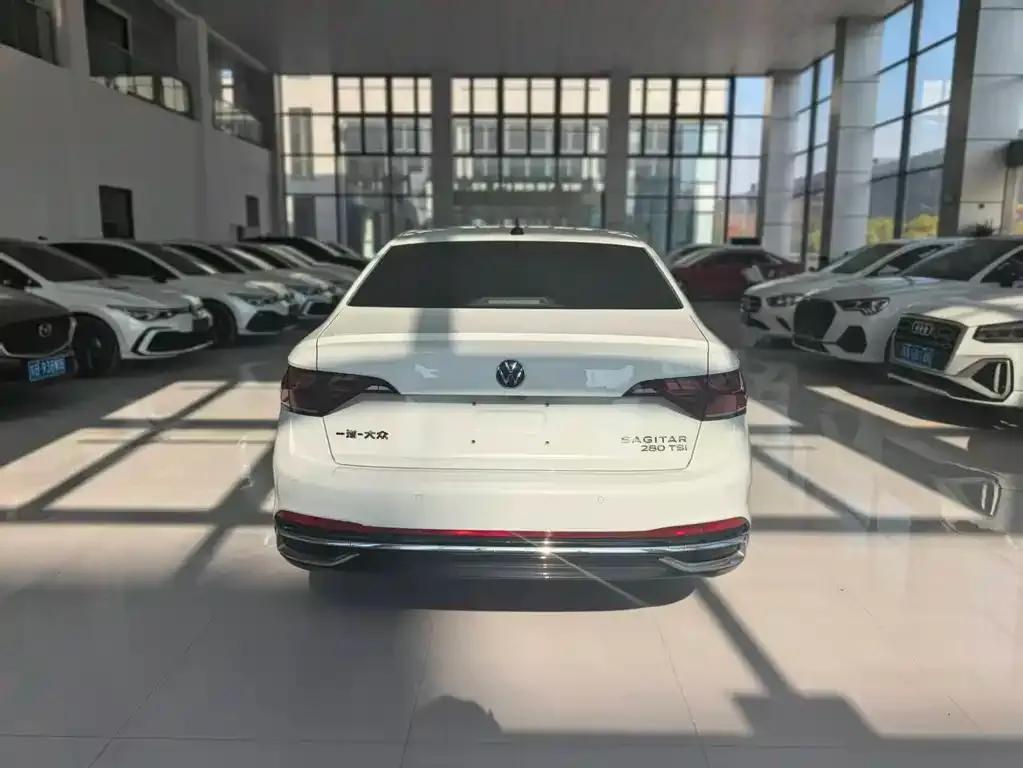 Volkswagen Sagitar 2022 из CN, фото 5