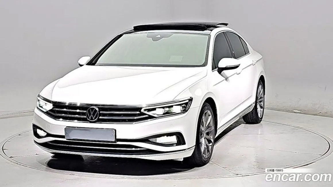 Volkswagen Passat 2021 из KR, фото 1