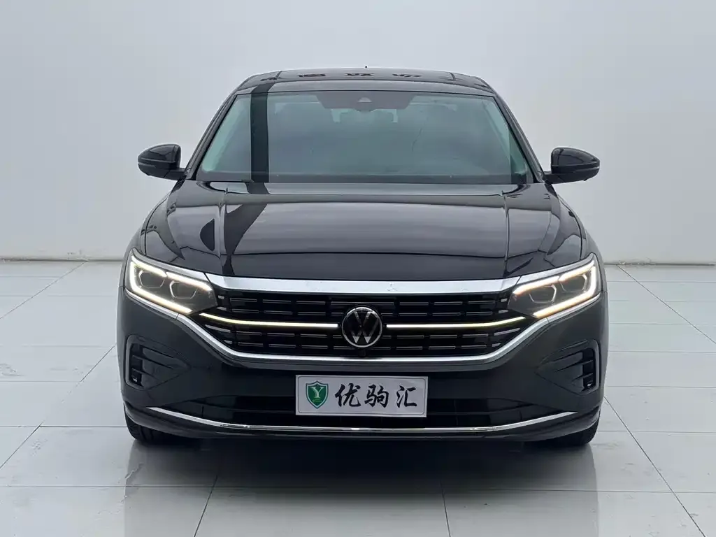 Volkswagen Passat 2024 из CN, фото 3