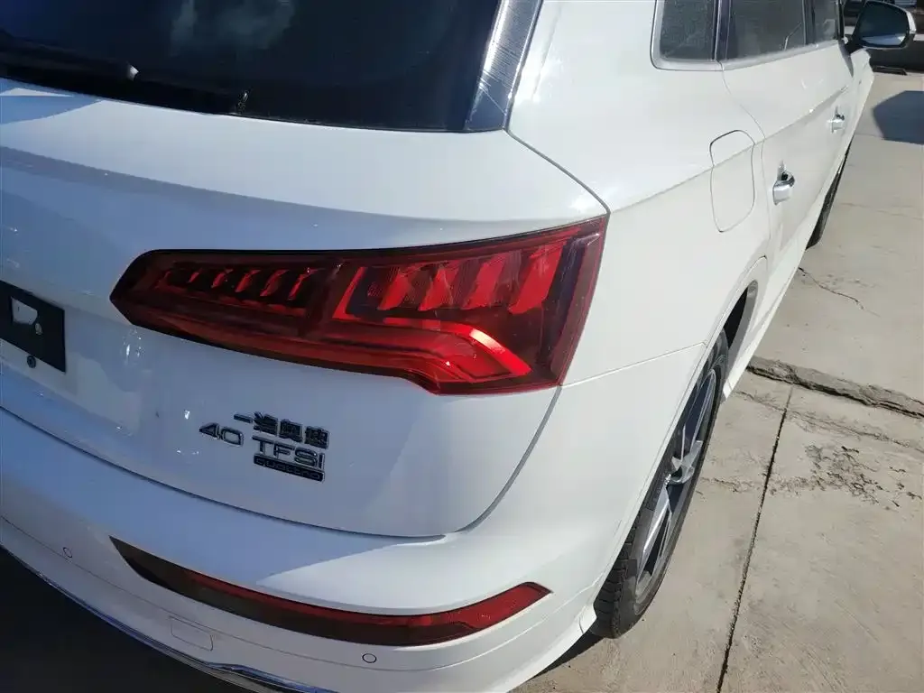 Audi Q5L 2021 из CN, фото 10