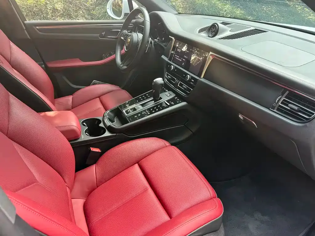 Porsche Macan 2022 из CN, фото 2