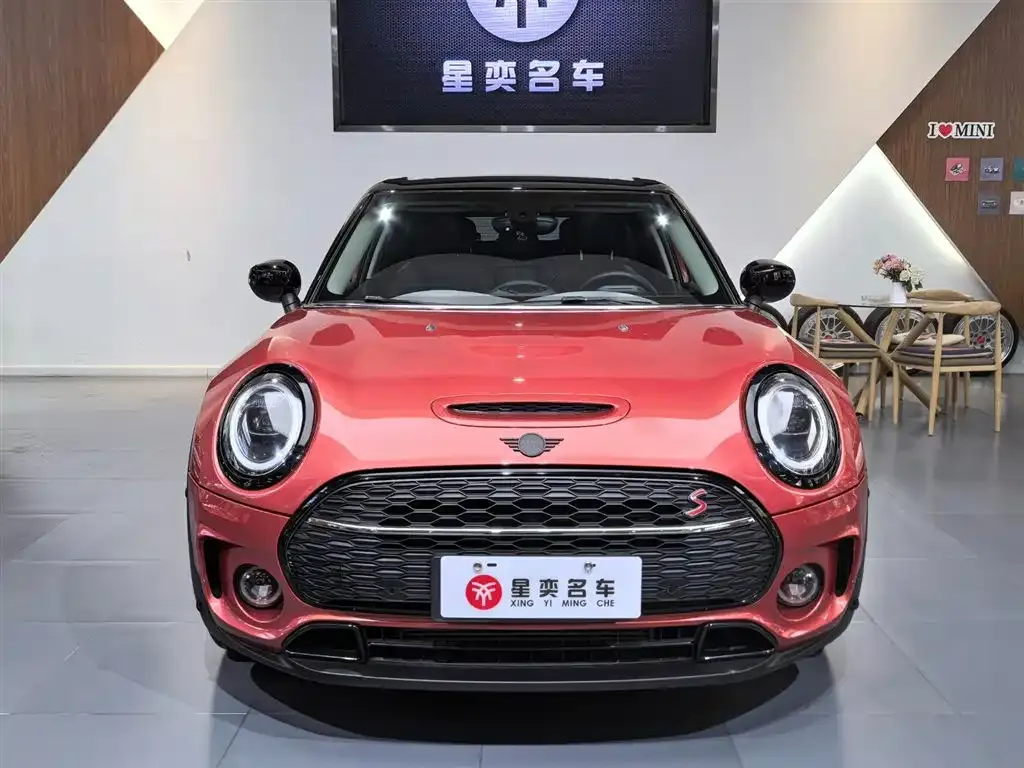 MINI Clubman — фото 5