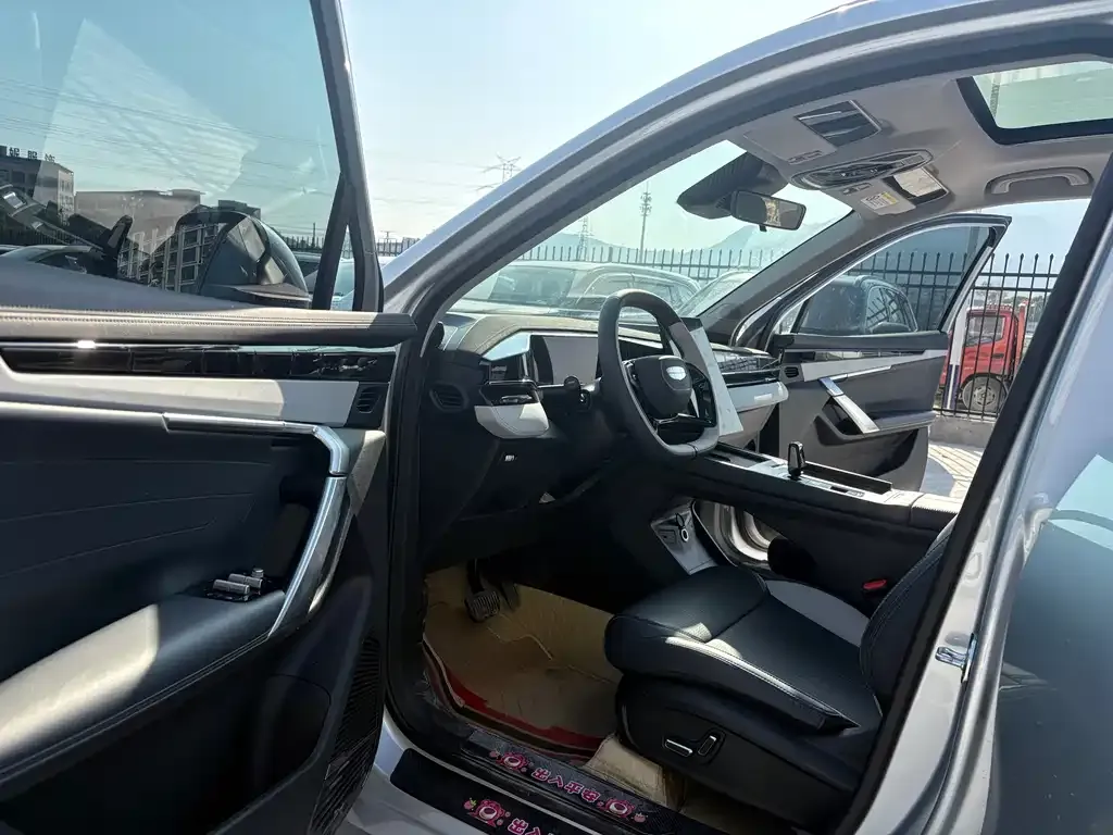 Geely Boyue L 2025 из CN, фото 7