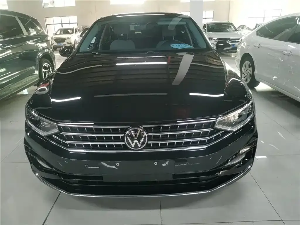 Volkswagen Magotan 2024 из CN, фото 3