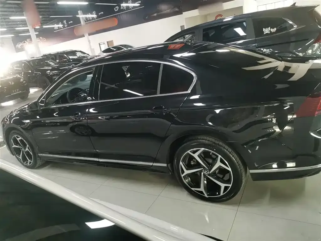 Volkswagen Magotan 2024 из CN, фото 5