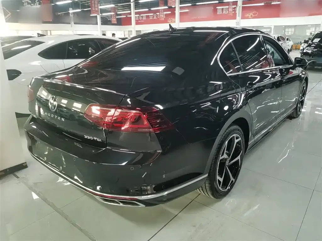 Volkswagen Magotan 2024 из CN, фото 7
