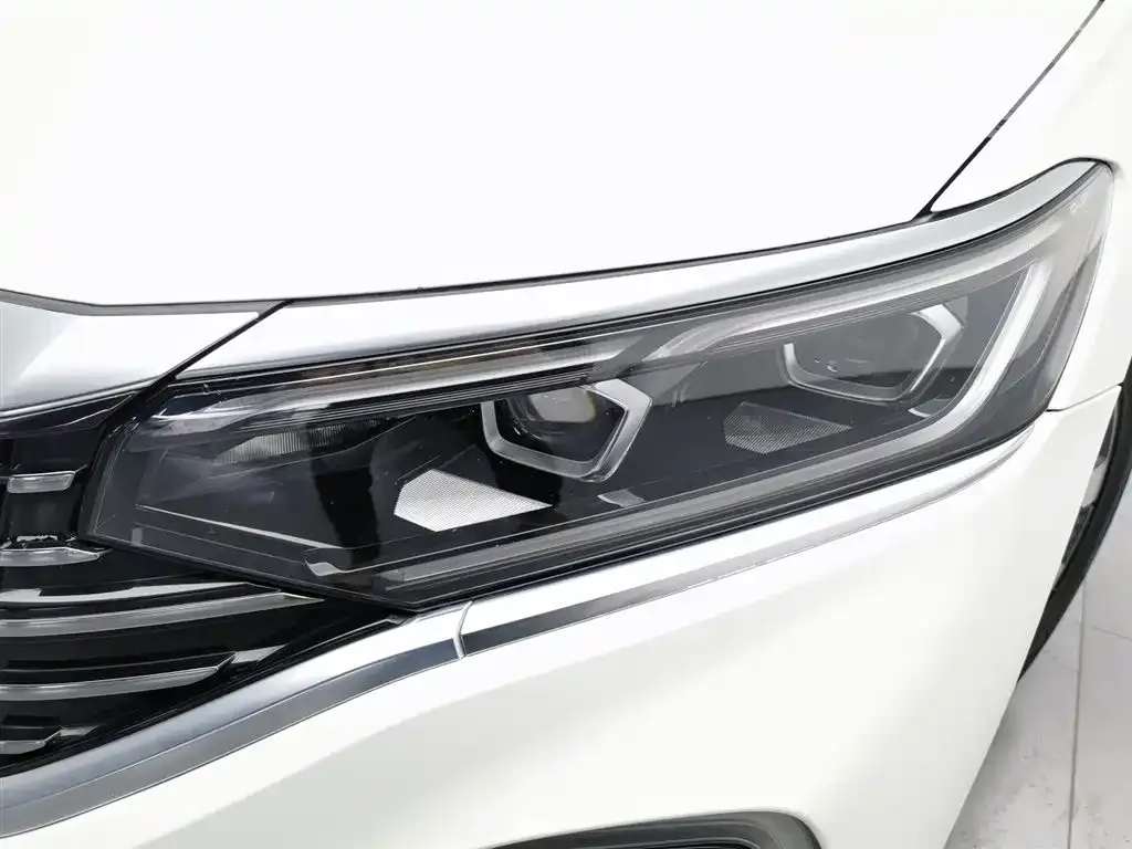 Volkswagen Passat New Energy 2021 из CN, фото 7