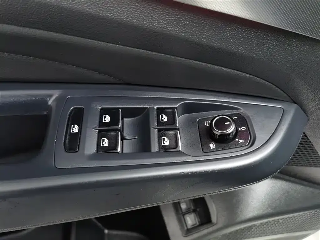 Volkswagen Passat New Energy 2021 из CN, фото 9