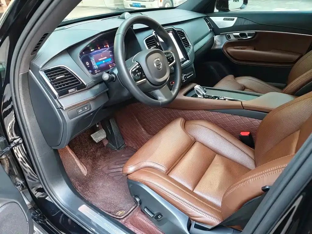 Volvo XC90 PHEV 2023 из CN, фото 10
