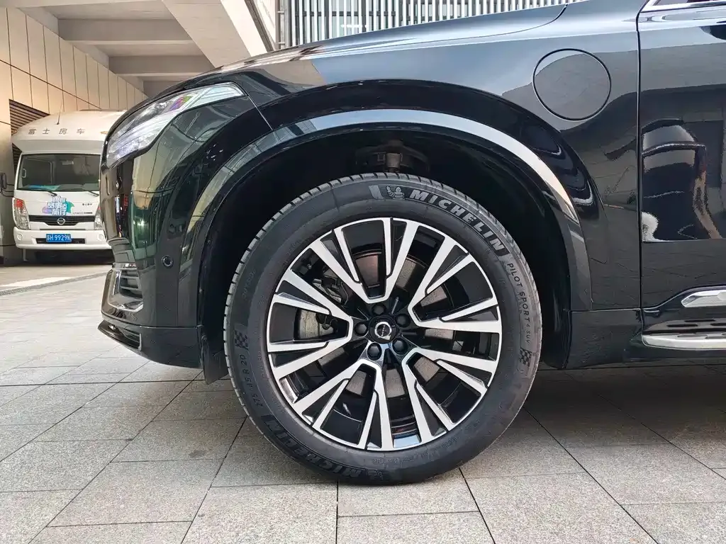 Volvo XC90 PHEV 2023 из CN, фото 9