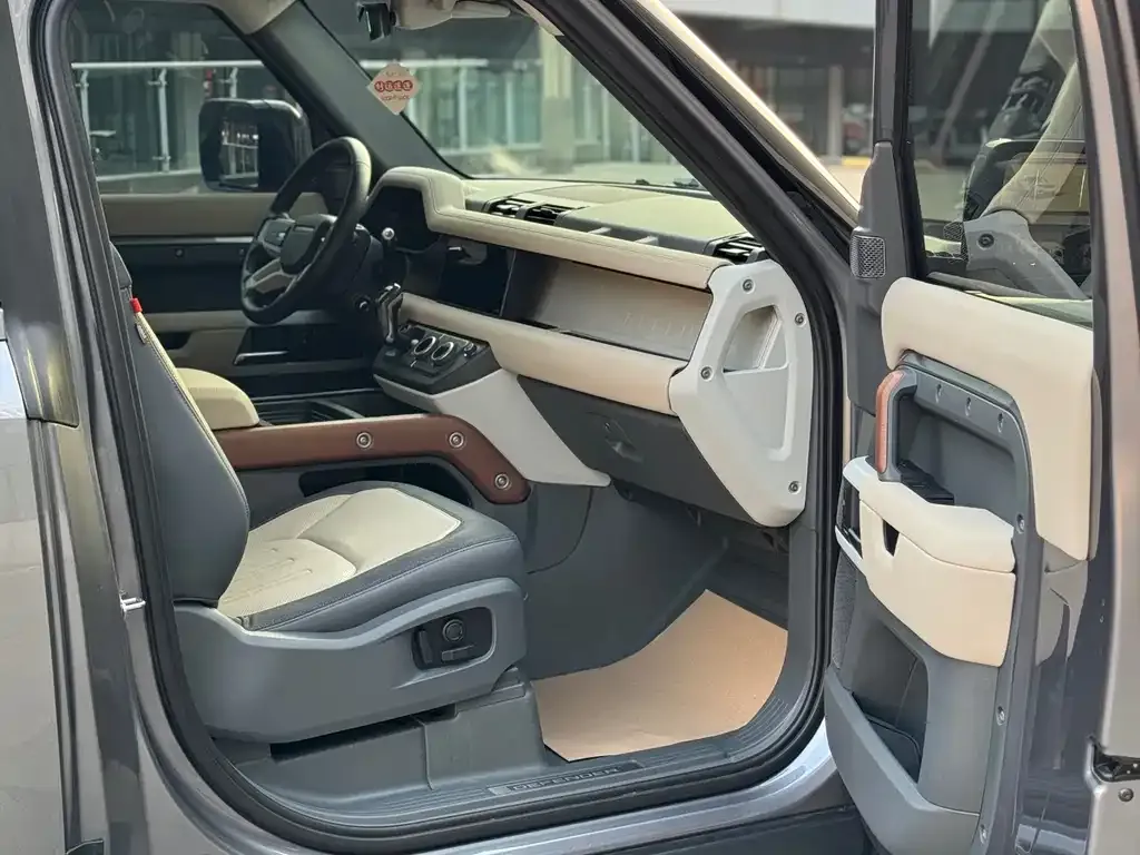 Land Rover Defender 2021 из CN, фото 4
