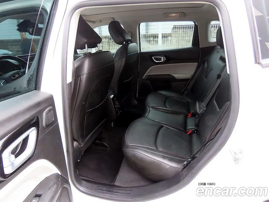 Jeep Compass 2022 из KR, фото 4