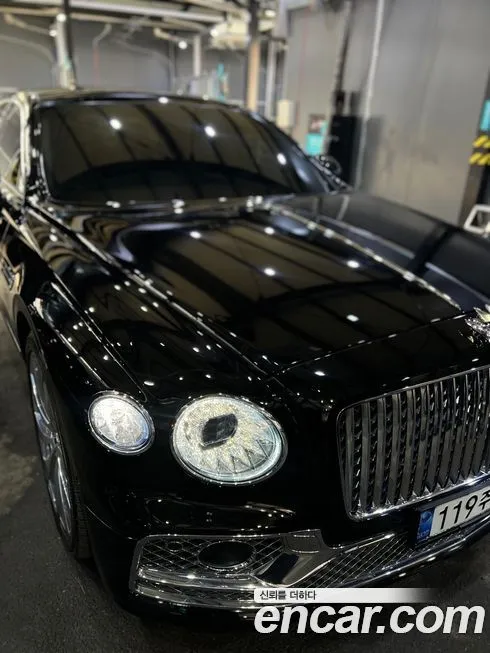 Bentley Flying Spur 2021 из KR, фото 10