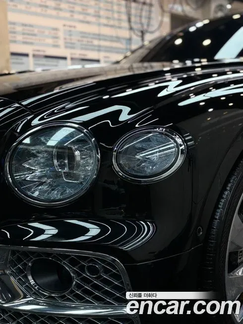 Bentley Flying Spur 2021 из KR, фото 8