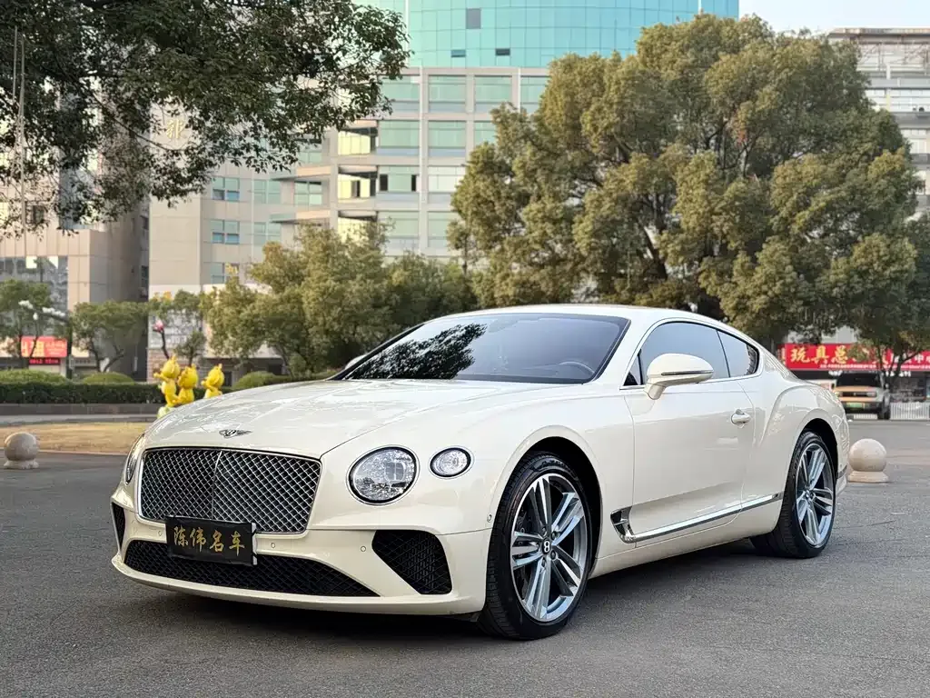 Bentley Continental 2023 из CN, фото 1