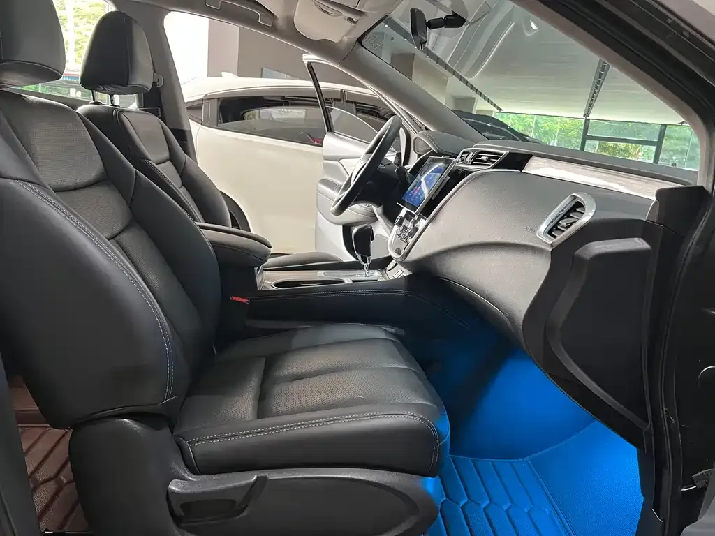 Nissan Murano 2023 из CN, фото 2