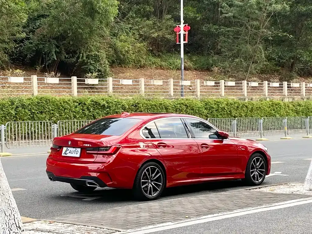 BMW 3 Series 2022 из CN, фото 5