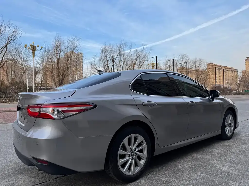 Toyota Camry 2024 из CN, фото 8
