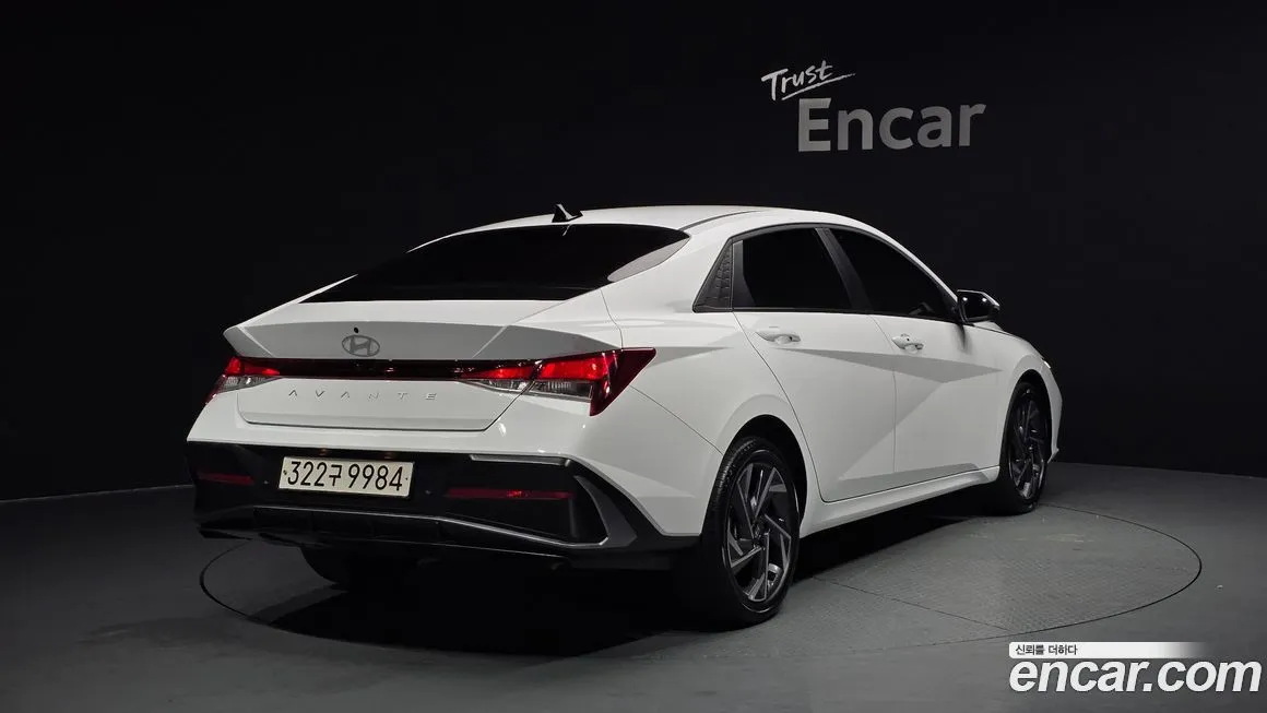 Hyundai AVANTE — фото 5