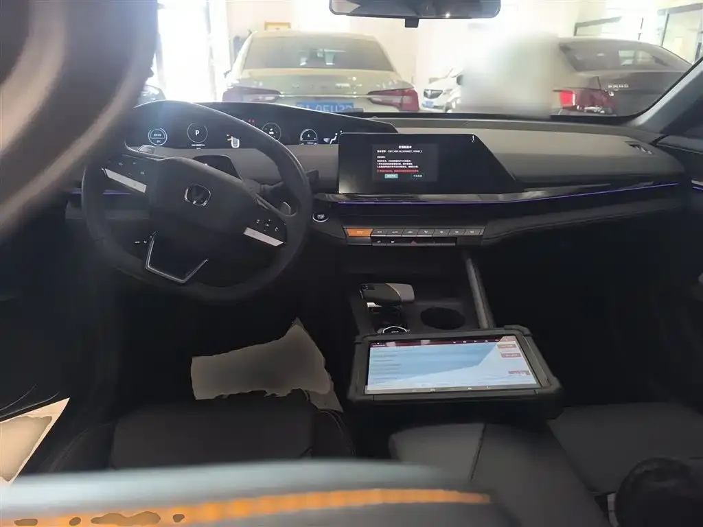 Changan UNI-V 2023 из CN, фото 10