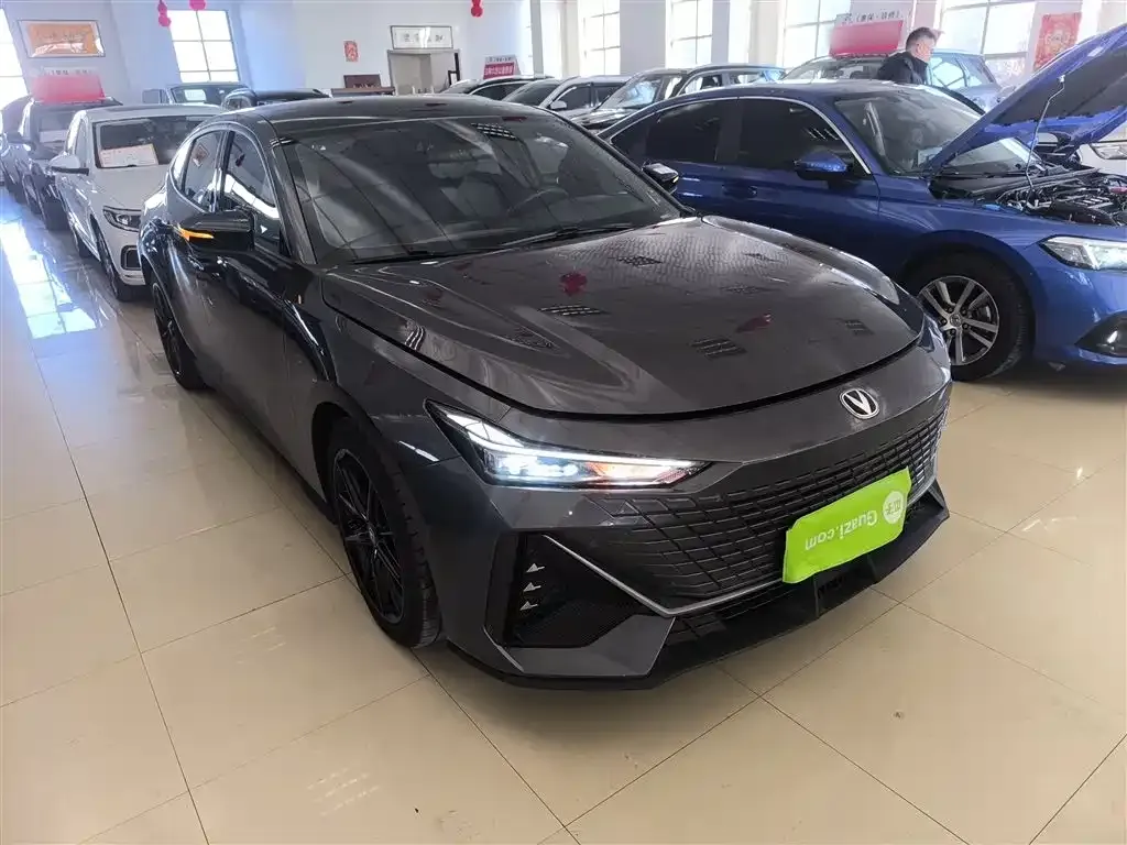 Changan UNI-V 2023 из CN, фото 4
