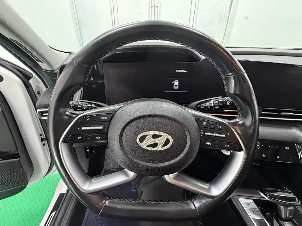 Hyundai Elantra 2022 из CN, фото 9