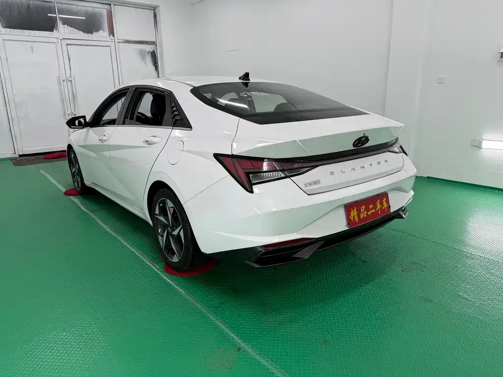 Hyundai Elantra 2022 из CN, фото 4