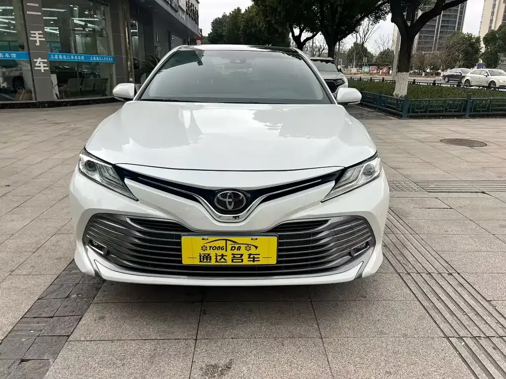Toyota Camry 2021 из CN, фото 1