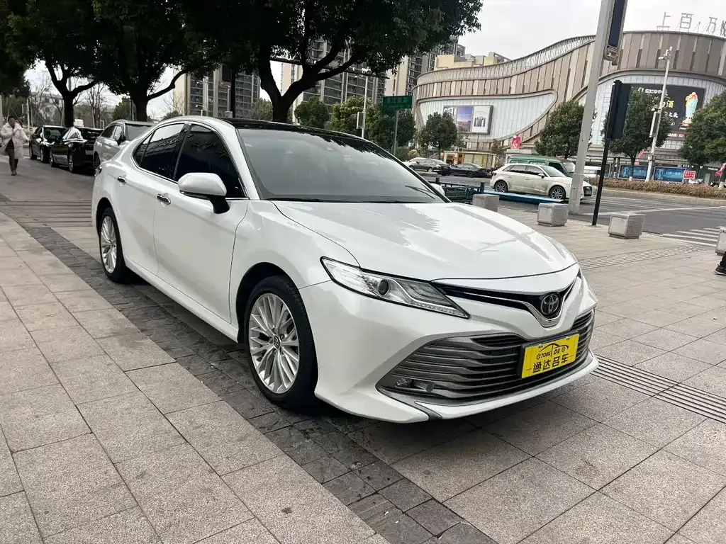 Toyota Camry 2021 из CN, фото 7