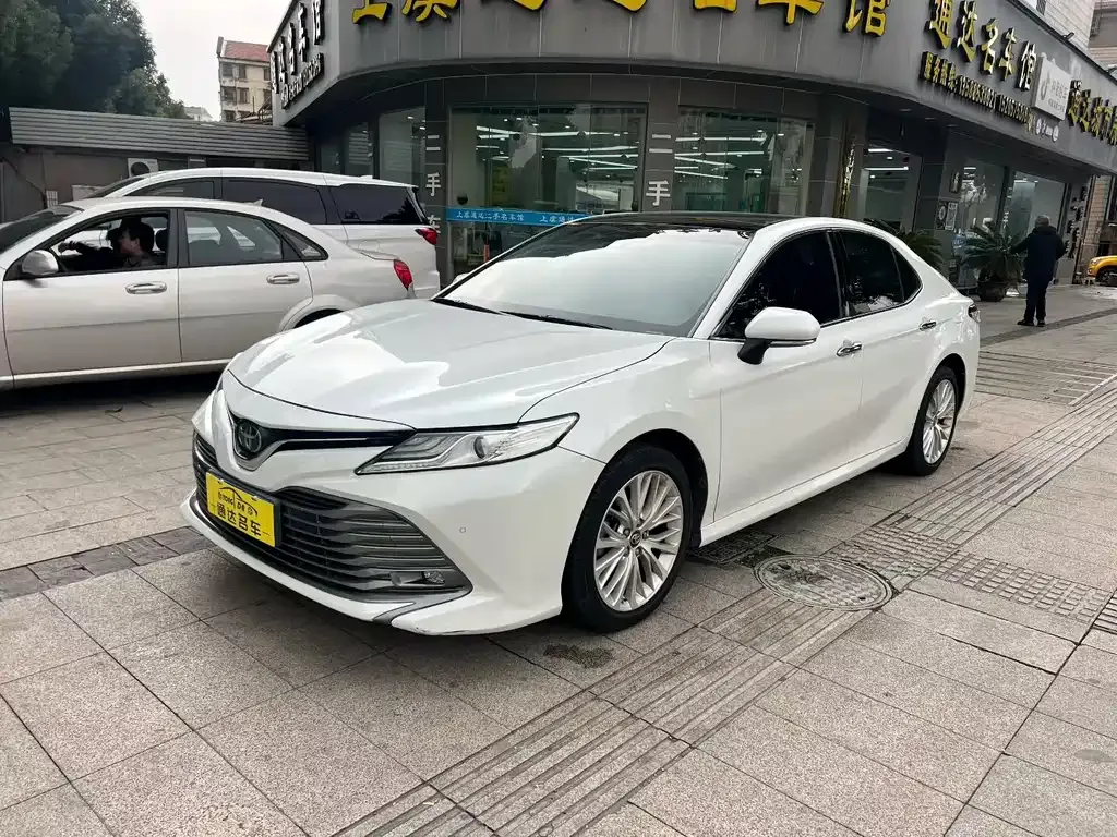 Toyota Camry 2021 из CN, фото 6