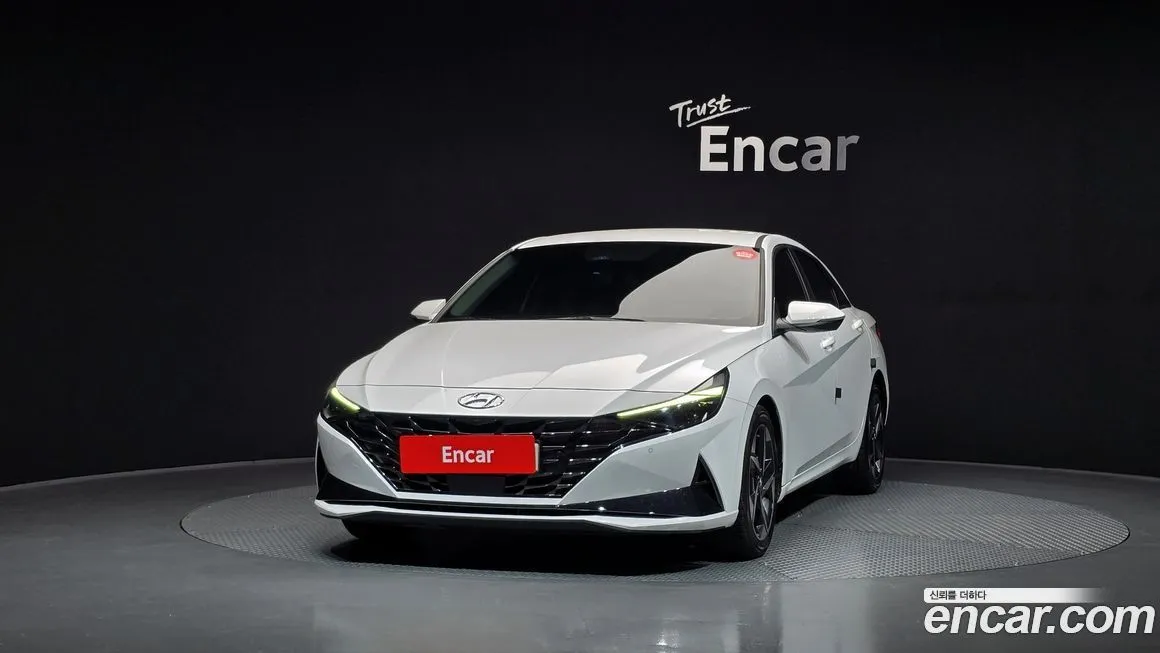 Hyundai AVANTE — фото 4