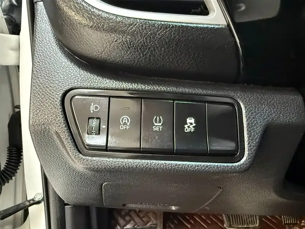 Kia KX3 — фото 9