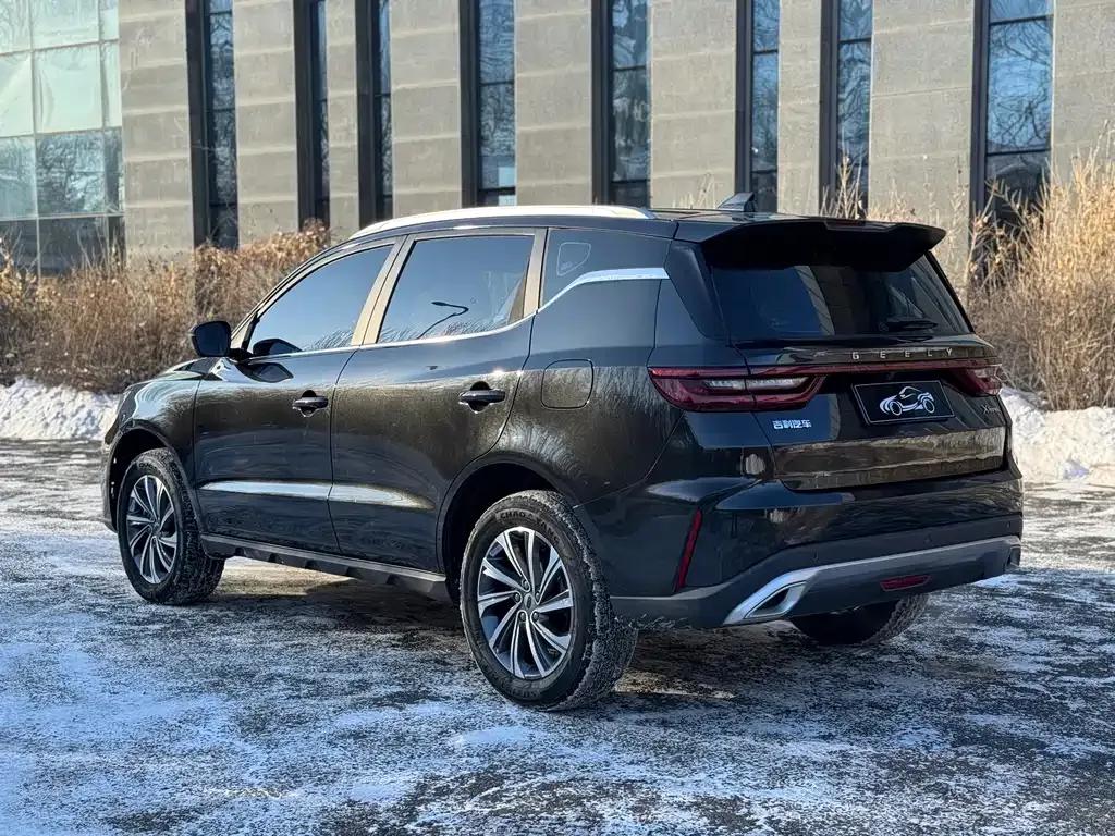 Geely Vision X6 — фото 10