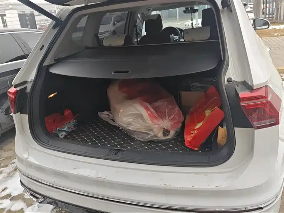 Volkswagen Tiguan L 2024 из CN, фото 3