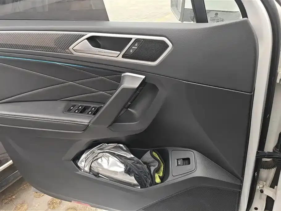 Volkswagen Tiguan L 2024 из CN, фото 7