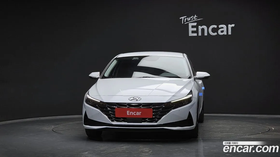 Hyundai AVANTE — фото 3